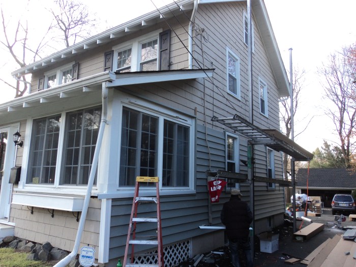 Average price of siding replacement